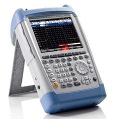 R&S&reg;FSH4/8 �ֳ�ʽ�l�V�����x